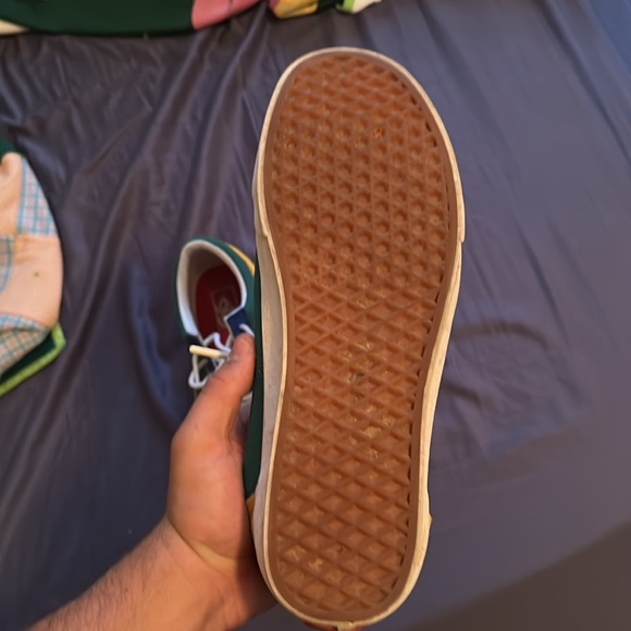 Lightly worn - Picture 3 of 4